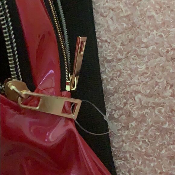 Red glitter Fanny   - Picture 8 of 8